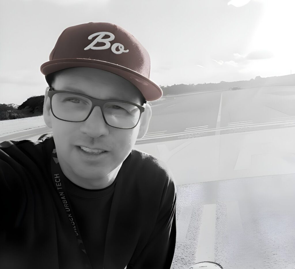 Helge Bo Flöge